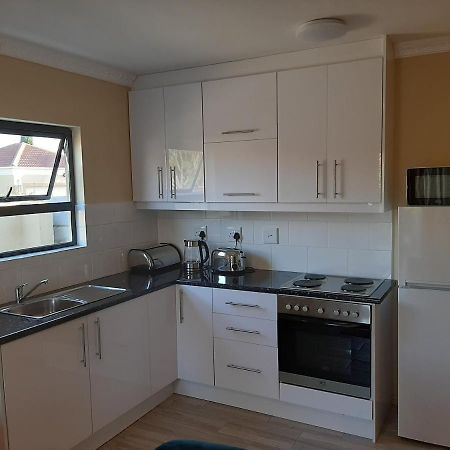 Shalom Self Catering Apartman Fokváros Kültér fotó