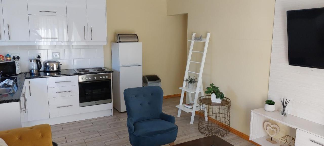 Shalom Self Catering Apartman Fokváros Kültér fotó