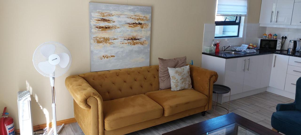 Shalom Self Catering Apartman Fokváros Kültér fotó
